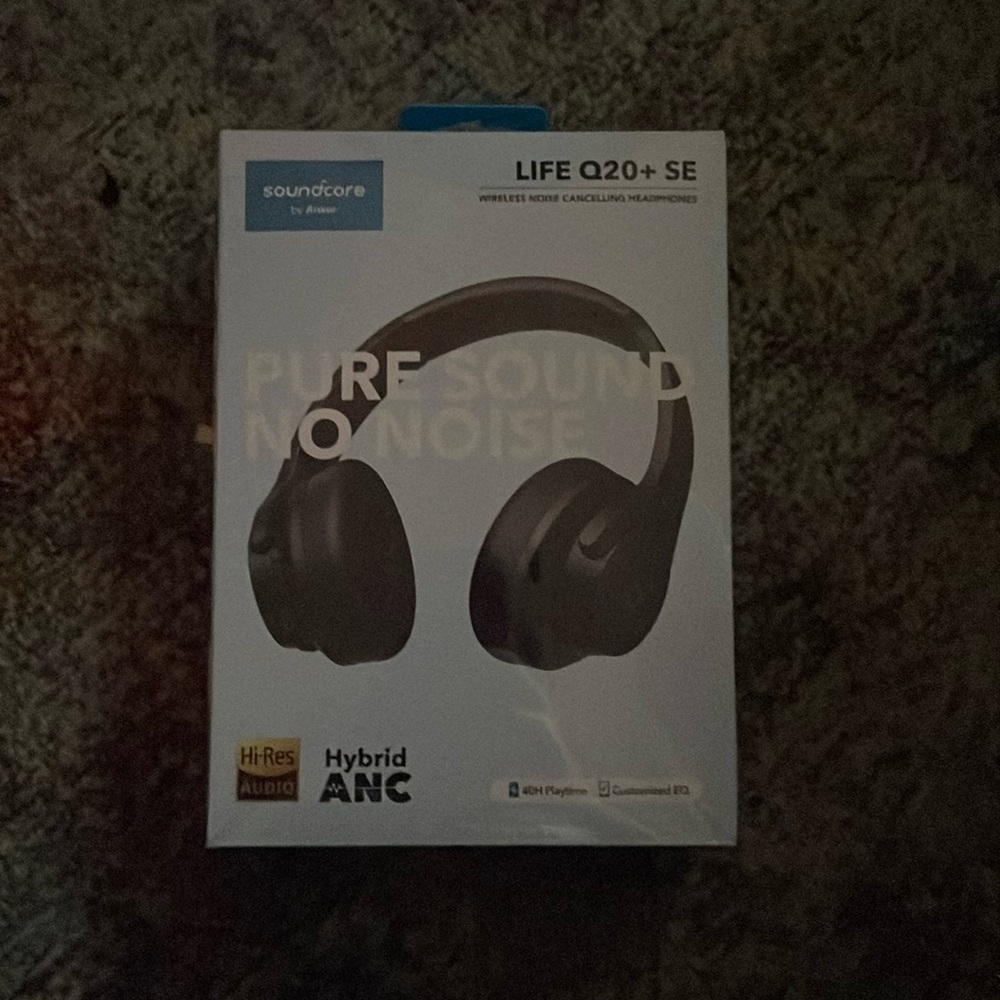 Anker Pure sound no noise wireless headphones
